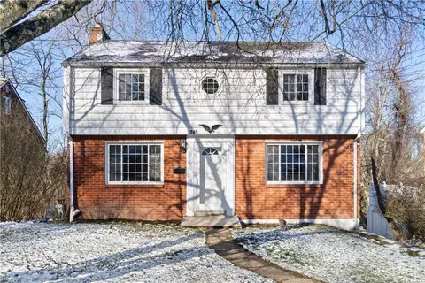 3245 Hebron Dr, Pittsburgh, PA 15235