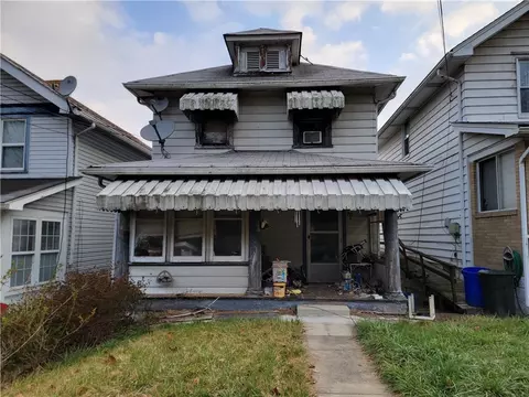 1513 Hiland Ave, Coraopolis, PA 15108