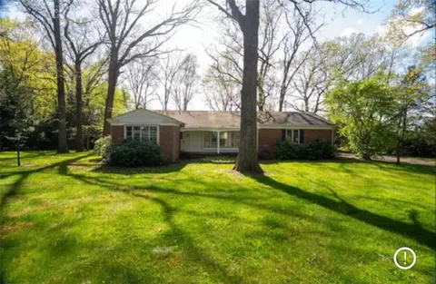 3409 Banberry Ln, New Castle, PA 16105