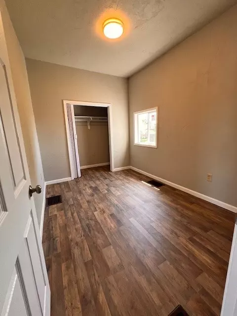 Bedroom - 118 E Smithfield St, Mount Pleasant, PA 15666 photo 1 of 2