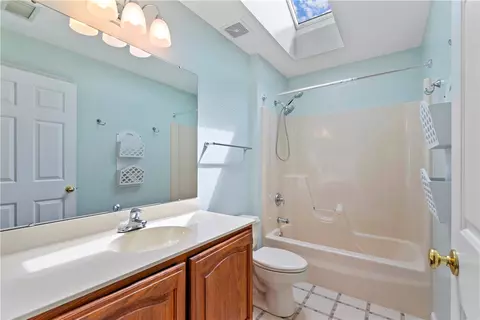 890 Castleview Dr, Irwin, PA 15642 photo 20