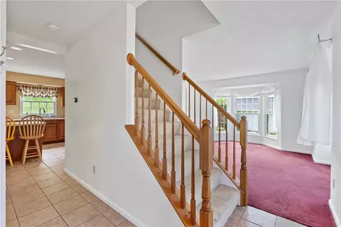 890 Castleview Dr, Irwin, PA 15642 photo 3