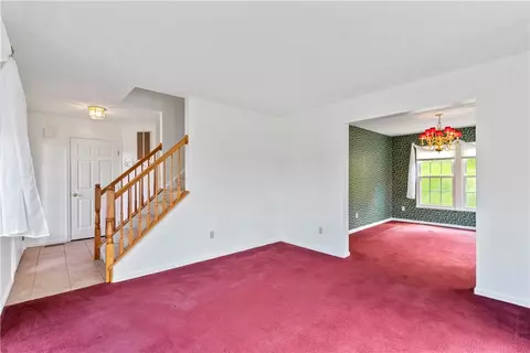890 Castleview Dr, Irwin, PA 15642 photo 15