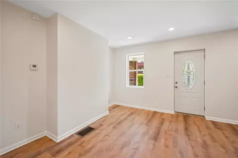 317 Anthony St, Pittsburgh, PA 15210 photo 6