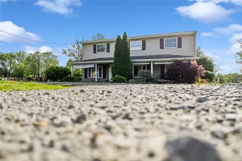 421 Dick Station Rd, Irwin, PA 15642
