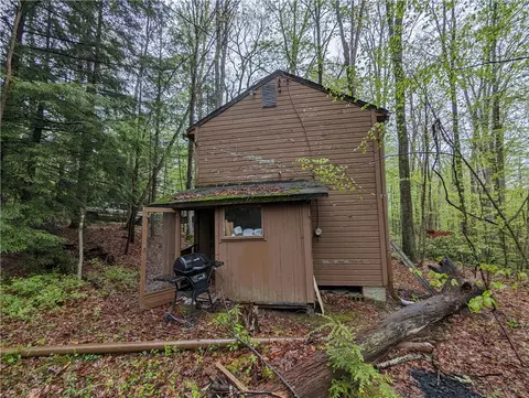 Exterior - 358 Back Rd, Confluence, PA 15424 photo 8 of 14