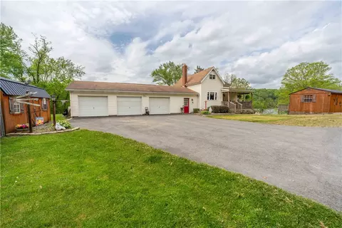 645 New Geneva Rd, Point Marion, PA 15474