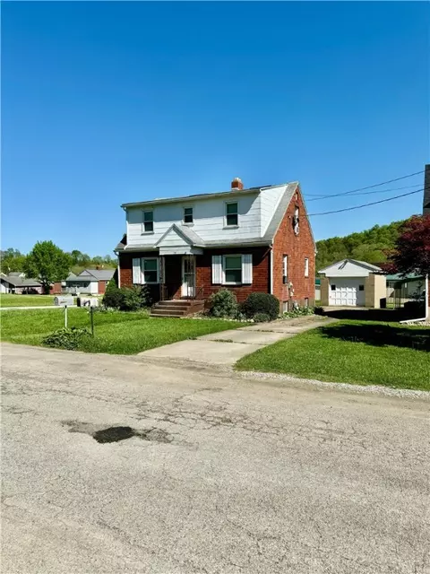 19 Berry Ave, Clarksville, PA 15322