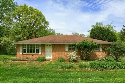 91 Meneely Rd, Burgettstown, PA 15021