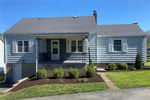 545 Washington St, Derry, PA 15620