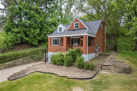 640 Hillside Dr, Pittsburgh, PA 15235