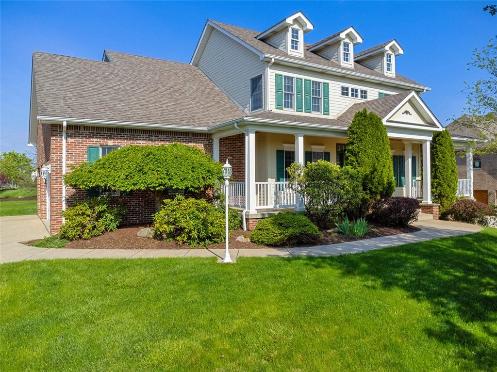 1012 Country Clb Dr