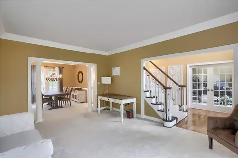 2008 Buckingham Dr, Mars, PA 16046 photo 9
