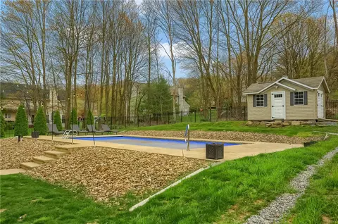 2008 Buckingham Dr, Mars, PA 16046 photo 46