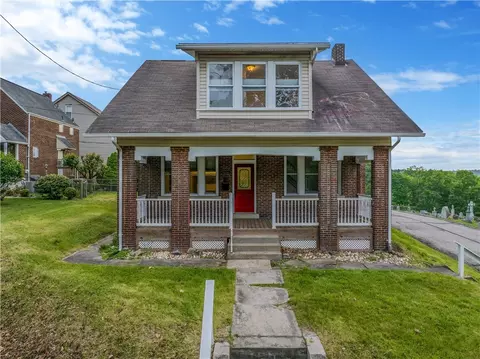 2414 Main St, Homestead, PA 15120