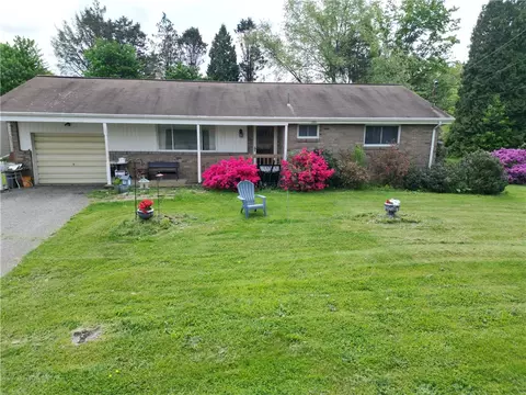 927 Evans City Rd, Renfrew, PA 16053