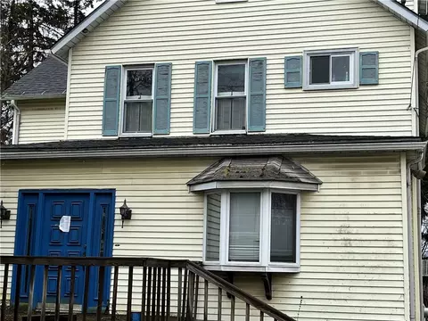 900 W 4th Ave, Derry, PA 15627