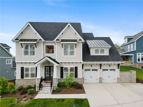 1571 Celebration Cir, Bridgeville, PA 15017