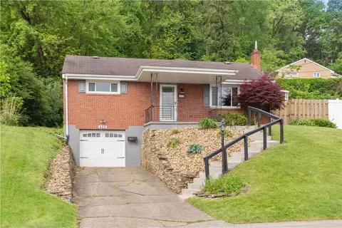 422 Oliver Dr, Mckeesport, PA 15131