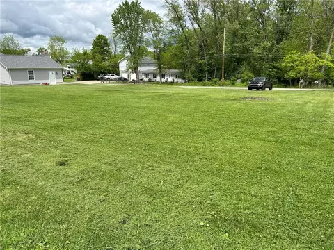 . Hamilton Street, Jefferson, PA 15344