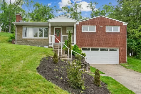 5815 Wilson Dr, Bethel Park, PA 15102