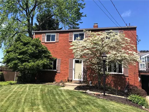 424 Faith Dr, Pittsburgh, PA 15236