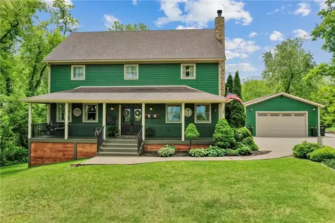 2752 Beaver Grade Rd, Moon Township, PA 15108
