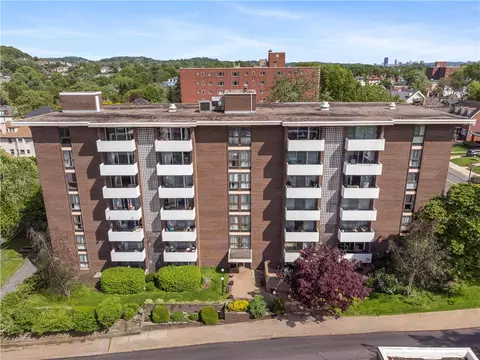 420 N Chestnut St #702, Pittsburgh, PA 15202