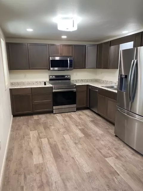 Kitchen - 539 6th St, Irwin, PA 15642 photo 1 of 5