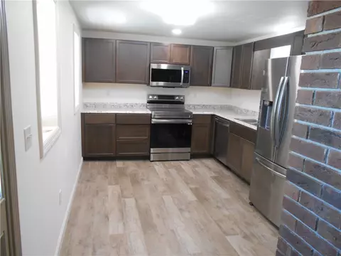 Kitchen - 539 6th St, Irwin, PA 15642 photo 5 of 5