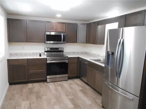 Kitchen - 539 6th St, Irwin, PA 15642 photo 2 of 5