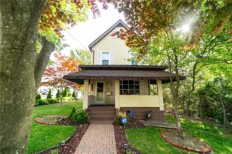 316 High St, Derry, PA 15627