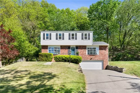 3330 Forest Rd, Bethel Park, PA 15102