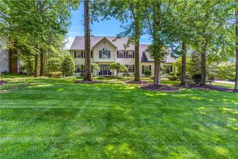 3430 Pheasant Chase, Hermitage, PA 16148