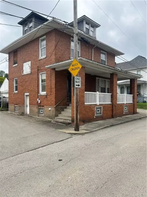 25 Van Eman St, Canonsburg, PA 15317
