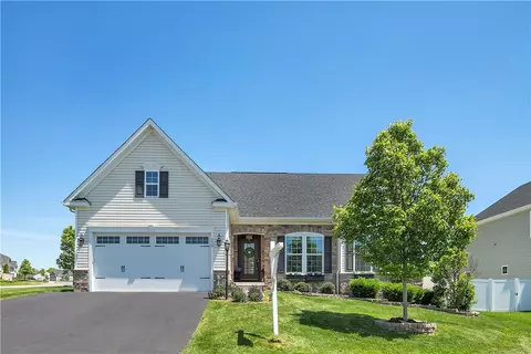 158 Pauline Pl, Evans City, PA 16033