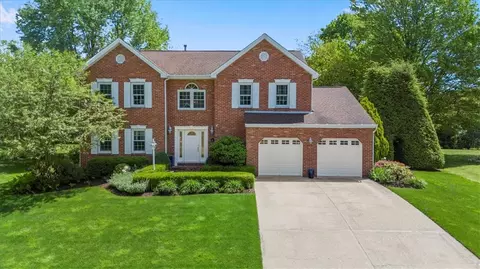 208 Trillium Dr, Cranberry Township, PA 16066