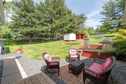 729 Athena Dr, Export, PA 15632 photo 23