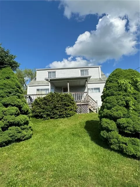 1008 Roy St, Connellsville, PA 15425