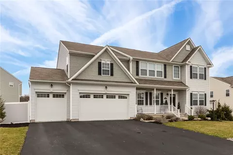112 Wolf Dr, Beaver, PA 15009 photo 2