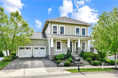 239 Venango Trl, Mars, PA 16046