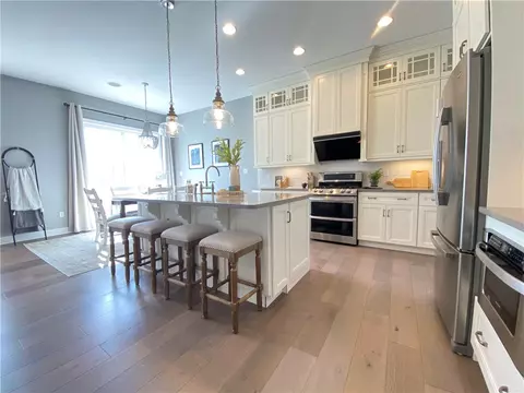239 Venango Trl, Mars, PA 16046 photo 9