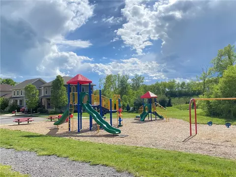 239 Venango Trl, Mars, PA 16046 photo 39