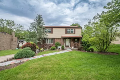 1080 Old Post Rd, South Park, PA 15129
