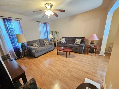 613 Baldridge Ave, Braddock, PA 15104 photo 6