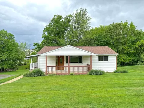 11600 Dennis Cir, Irwin, PA 15642