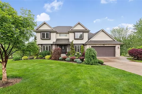 1316 Pinecrest Dr, Latrobe, PA 15650