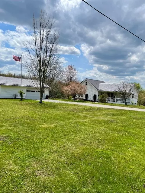 59 Happy Valley Dr, Houtzdale, PA 16651