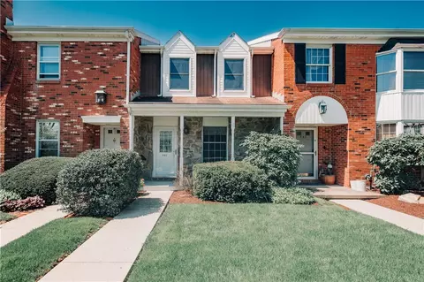 442 Georgetowne Vlg, Indiana, PA 15701