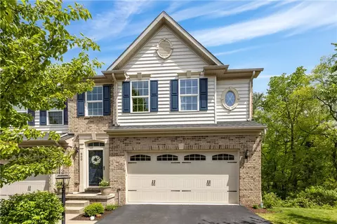 900 Bell Dr, Wexford, PA 15090